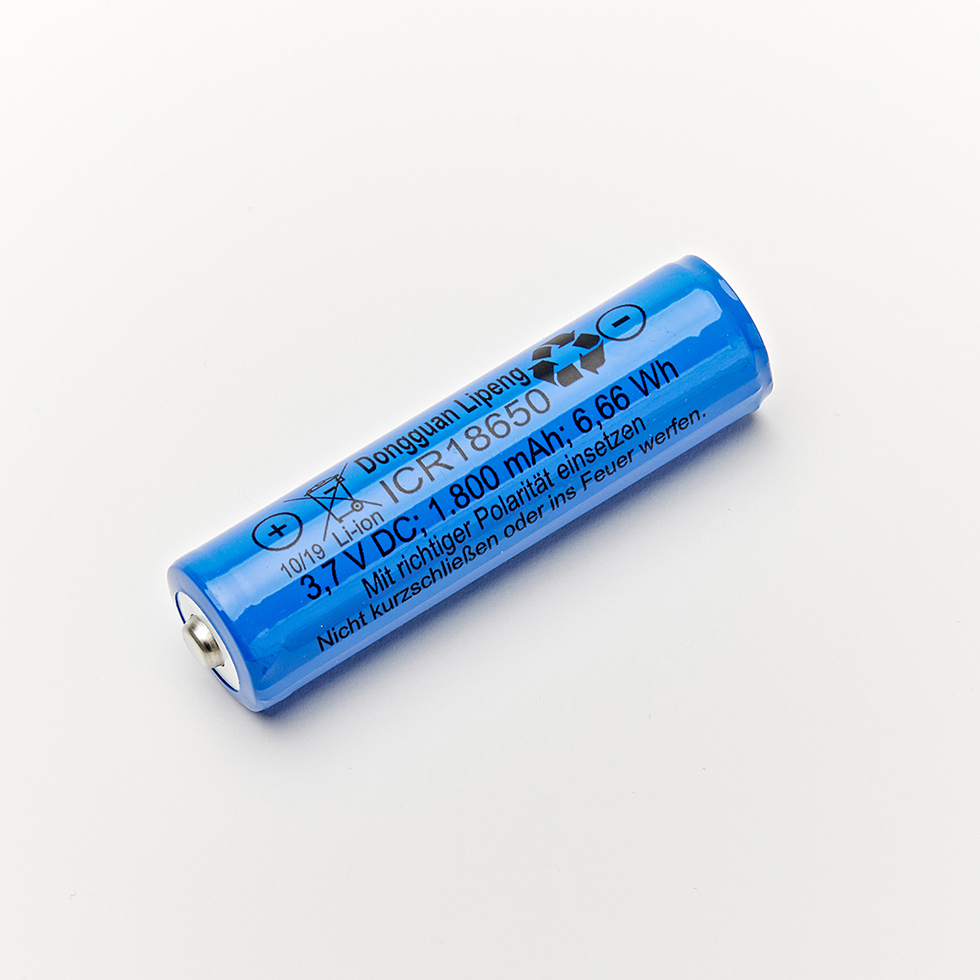 Lithium-Ionen Akku Typ 18650 1800mAh 3,7V Lithium-Ionen Akku Typ 18650 1800mAh 3,7V