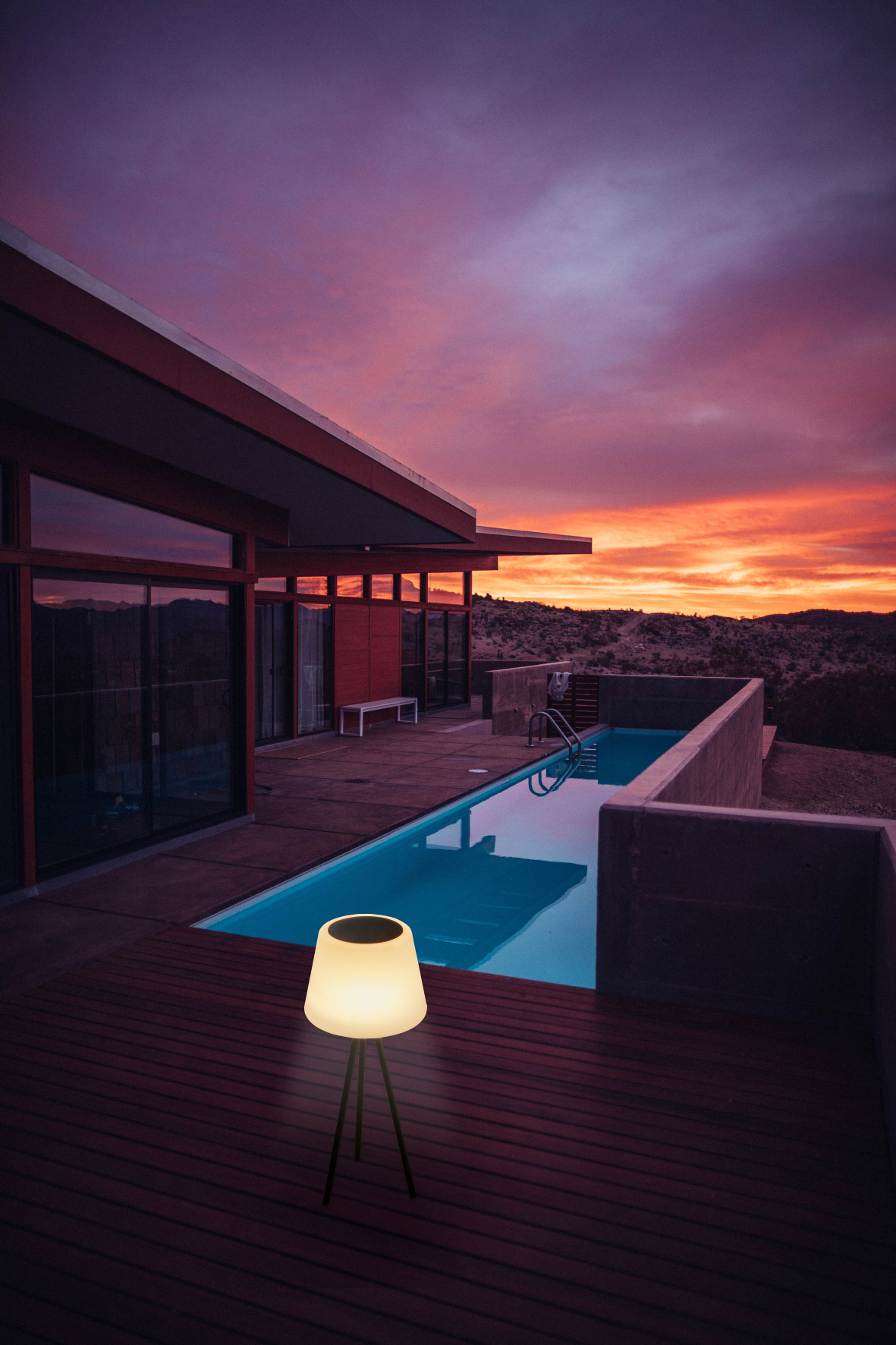  MeLiTec, Solarleuchte für Terrasse und Garten, Solar Lounge RGB Light, SO50 mit Fernbedienung